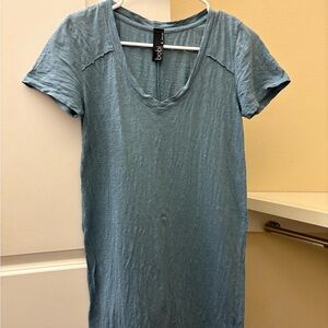 Bobi v neck Tshirt dress